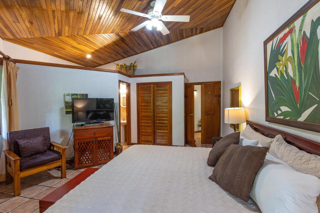Jungle Creek Aparthotel Manuel Antonio Exterior foto