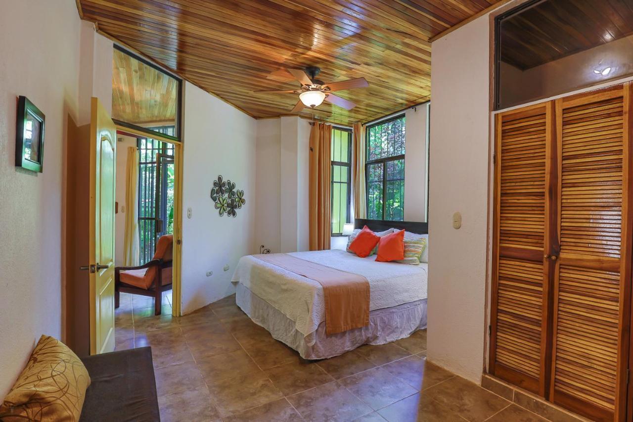 Jungle Creek Aparthotel Manuel Antonio Exterior foto